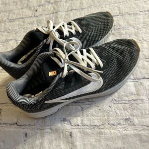 NIKE JUST DO IT DOWNSHIFTER BLACK/WHITE MESH LACE UP RUNNING SHOES MEN’S 10.5